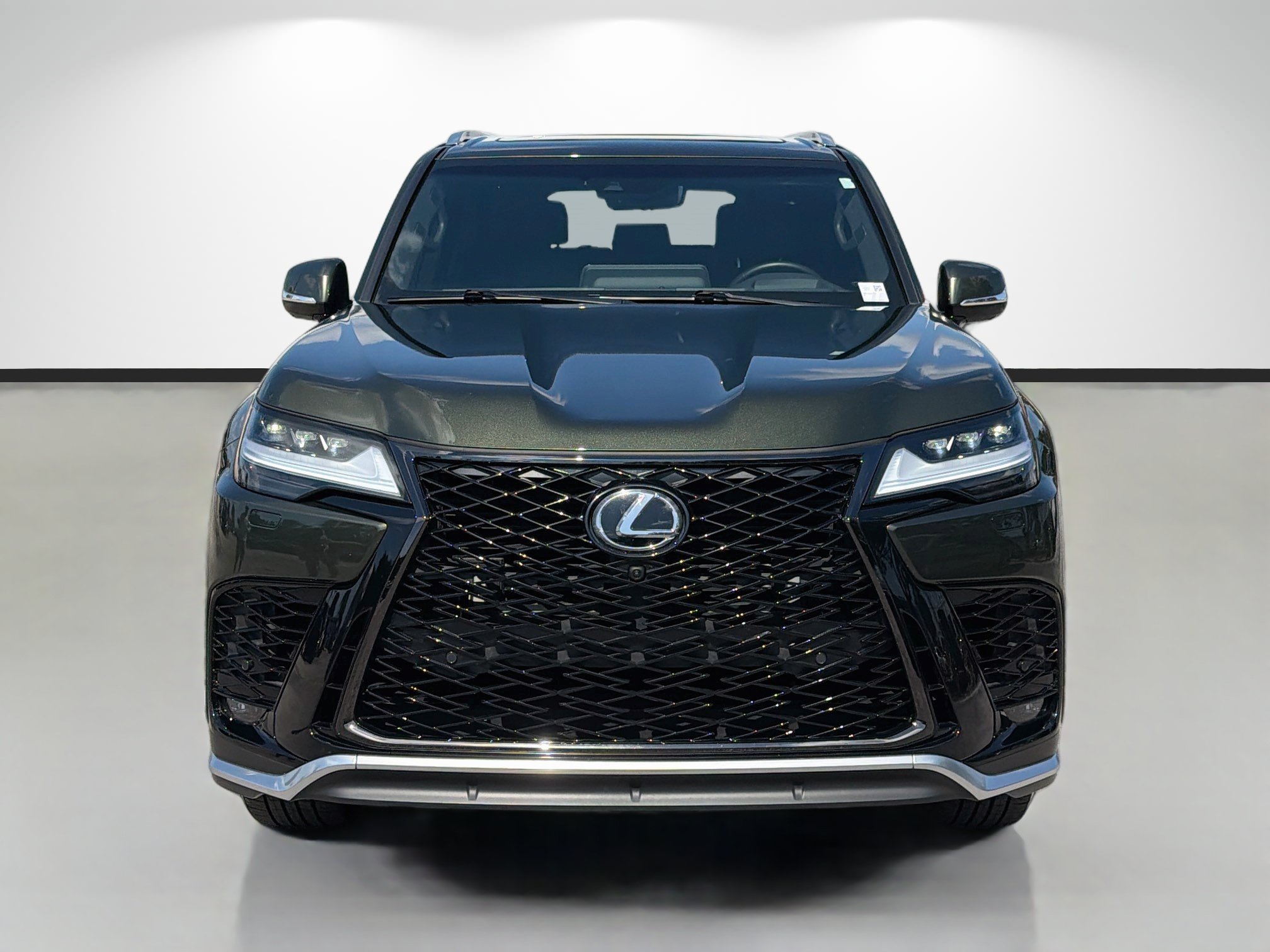 Used 2023 Lexus LX 600 F Sport w/ Accessory Package (Z1) AWD/4WD image 8