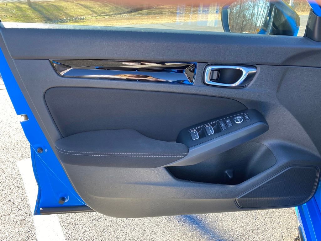 Used 2025 Honda Civic Sport image 13