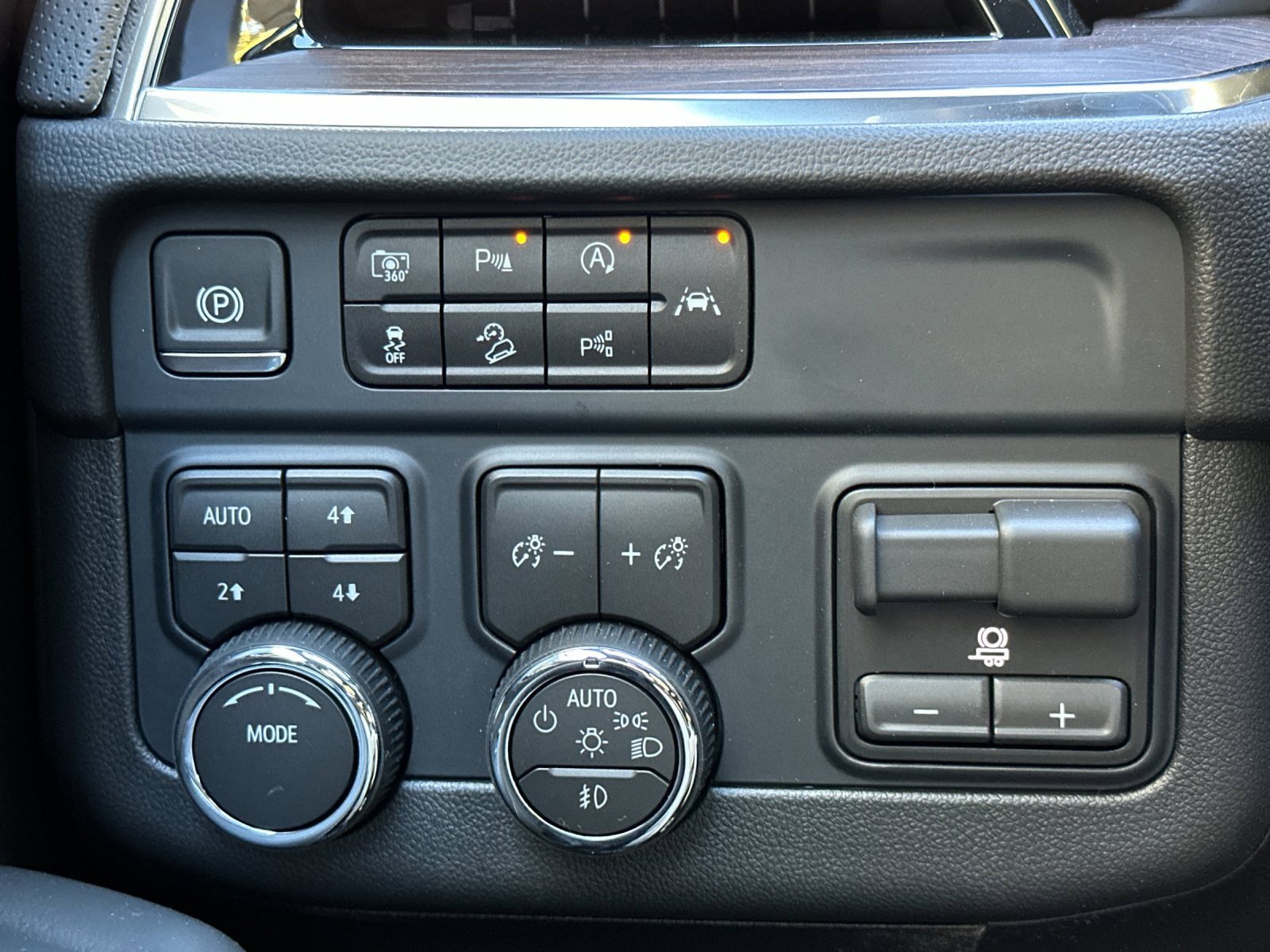 New 2026 Chevrolet Tahoe Premier image 34