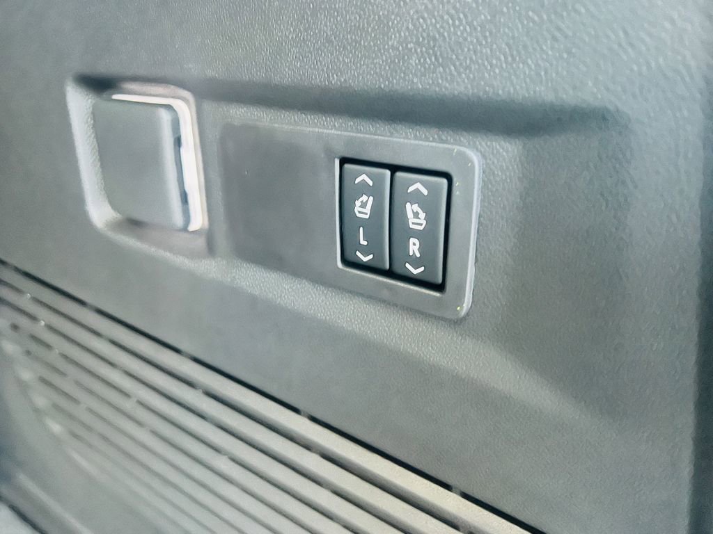 New 2026 GMC Yukon Denali Ultimate image 48