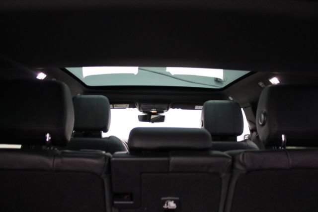 Used 2020 Land Rover Range Rover Evoque SE AWD/4WD image 22