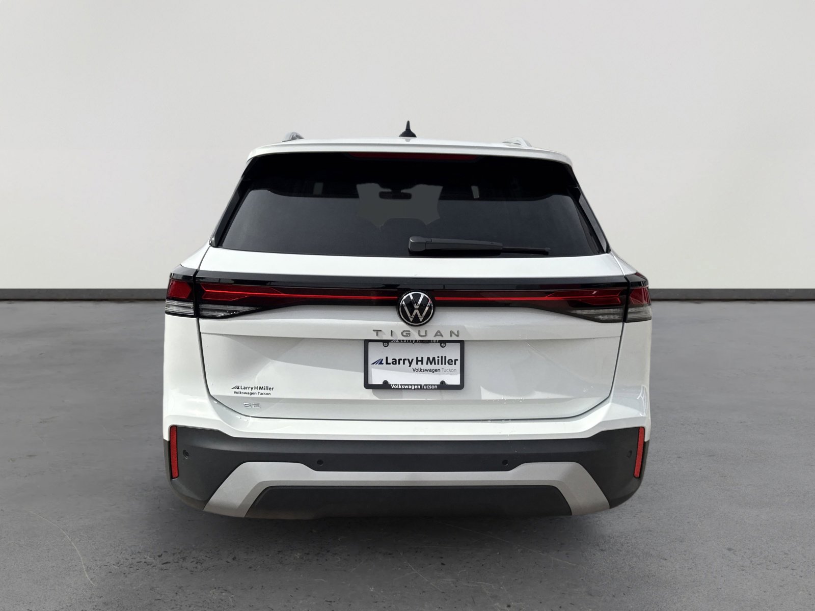 New 2026 Volkswagen Tiguan SE image 5