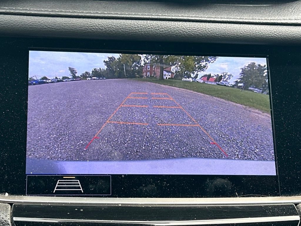Used 2020 Cadillac XT5 Premium Luxury w/ LPO, Floor Liner Package AWD/4WD image 23
