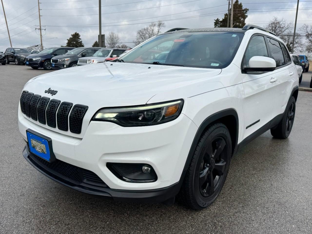 Used 2020 Jeep Cherokee Latitude Plus image 8