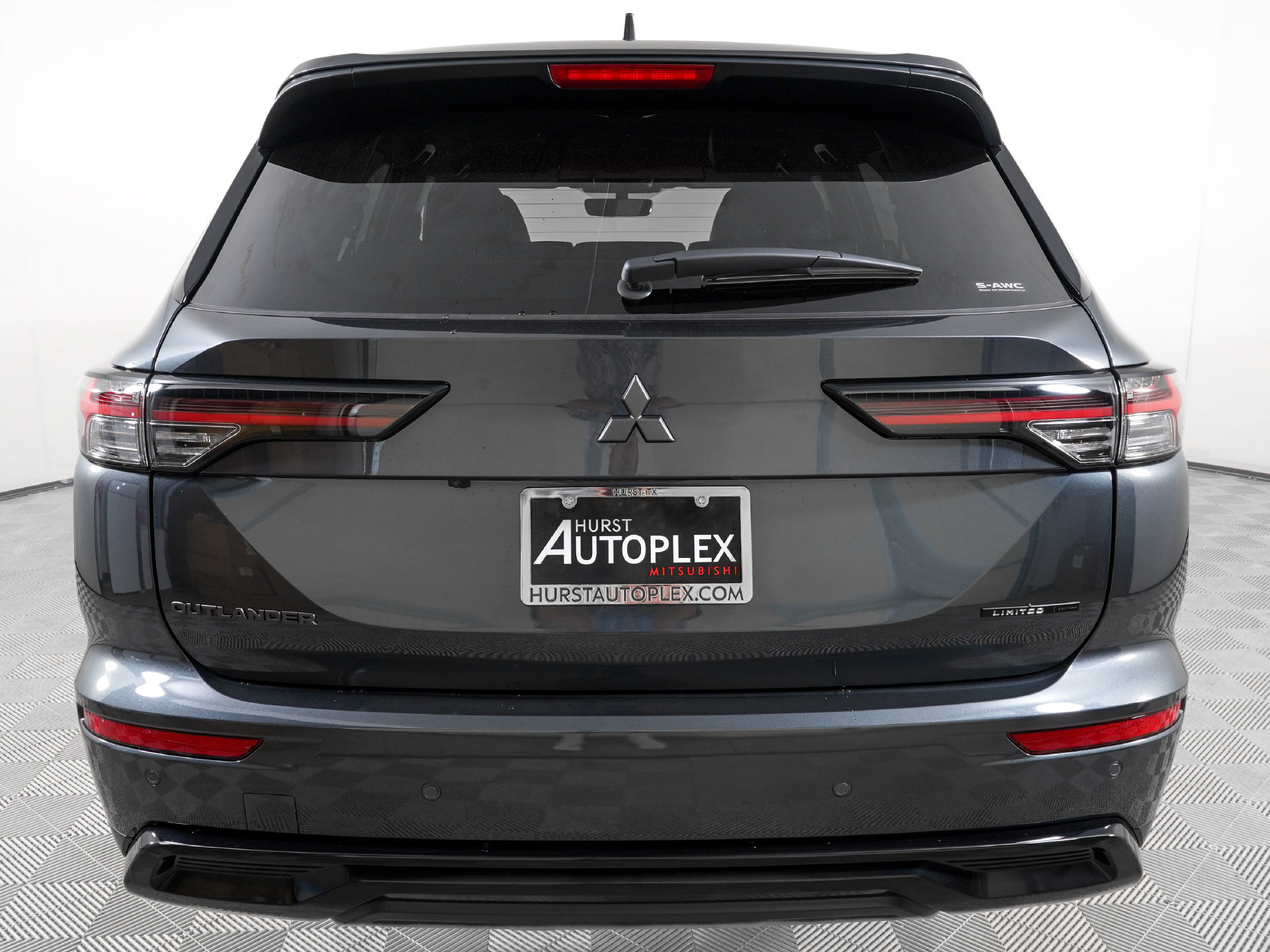 New 2026 Mitsubishi Outlander LE AWD/4WD image 7