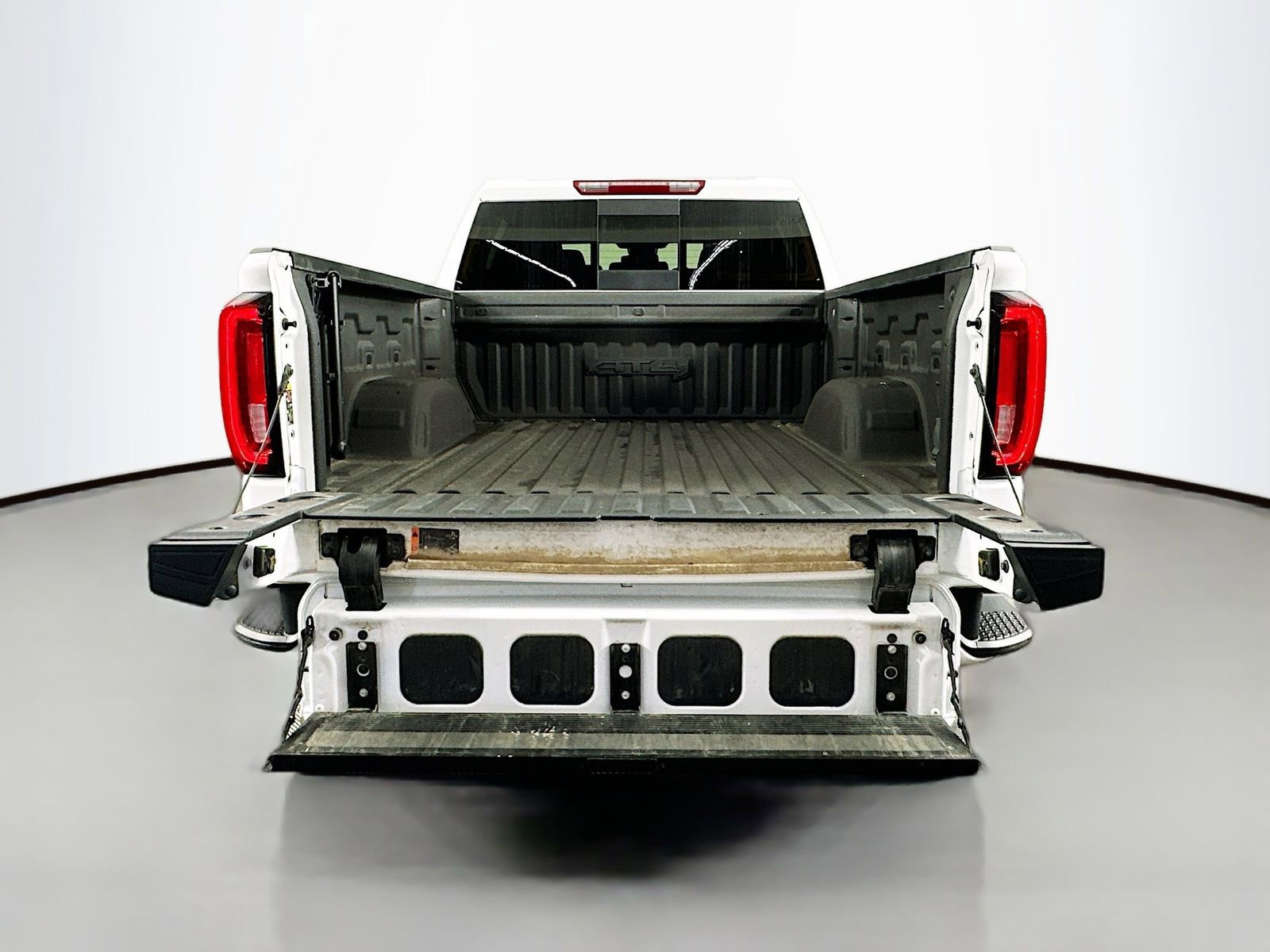 Used 2022 GMC Sierra 1500 AT4 w/ AT4 Preferred Package AWD/4WD image 31