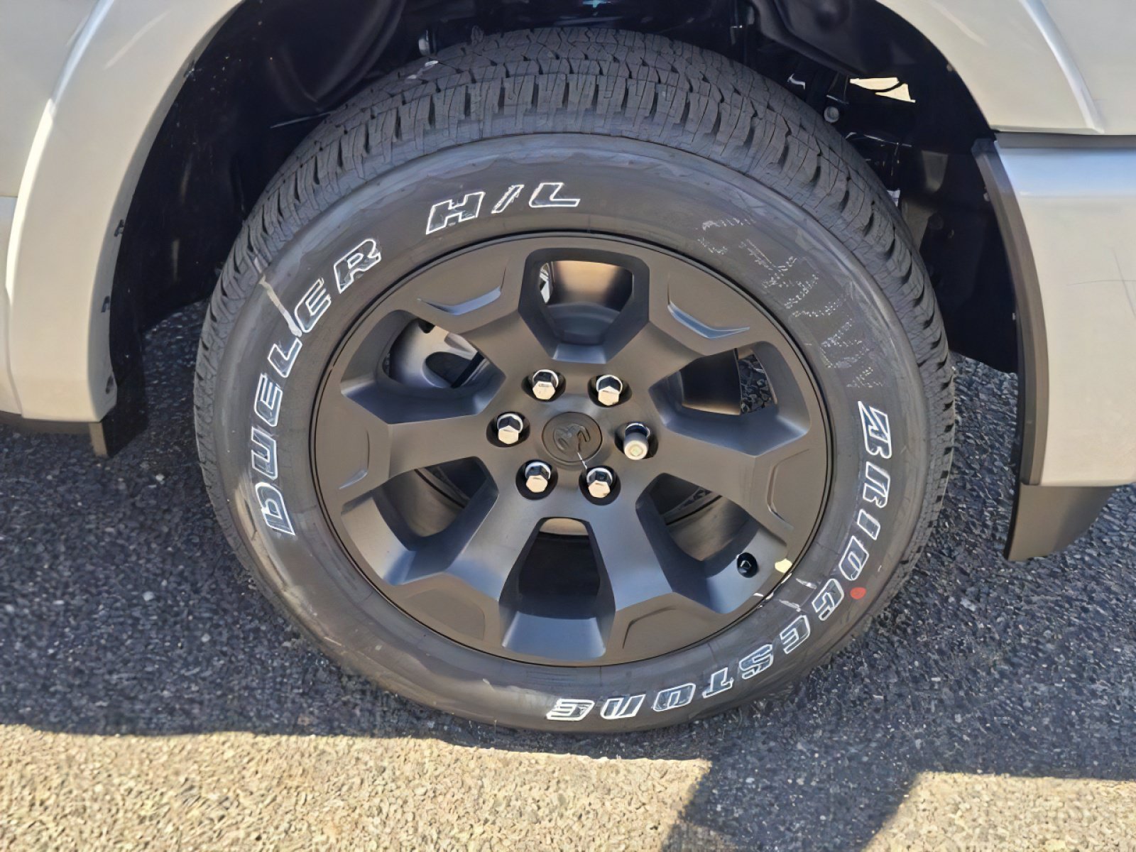 New 2026 RAM 1500 4x4 Crew Cab image 9