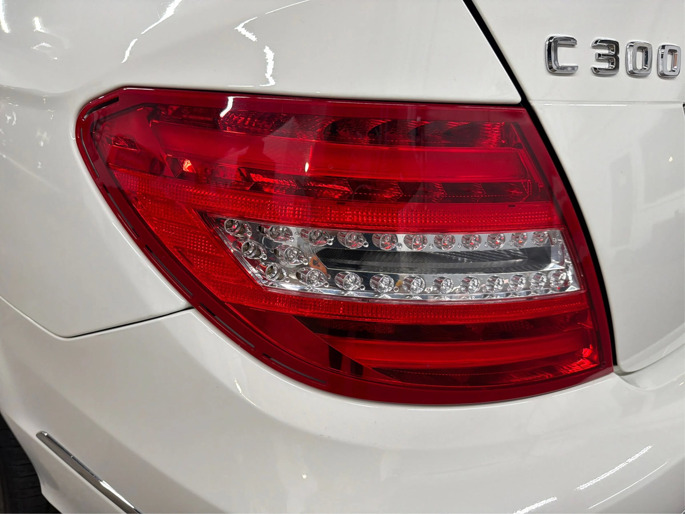 Used 2012 Mercedes-Benz C 300 4MATIC Sedan w/ Multimedia Pkg image 43