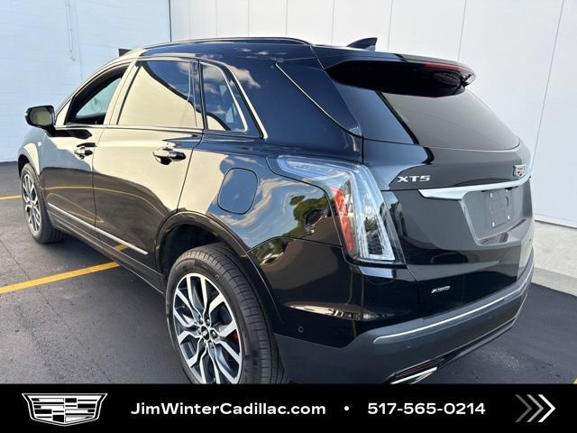 Certified 2025 Cadillac XT5 Sportv w/ Technology Package AWD/4WD image 5