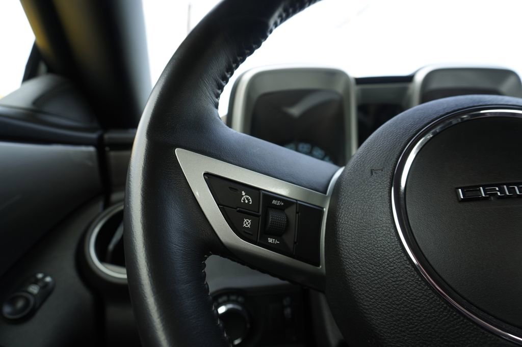 Used 2010 Chevrolet Camaro SS w/ LPO, Ground Effects Package image 26