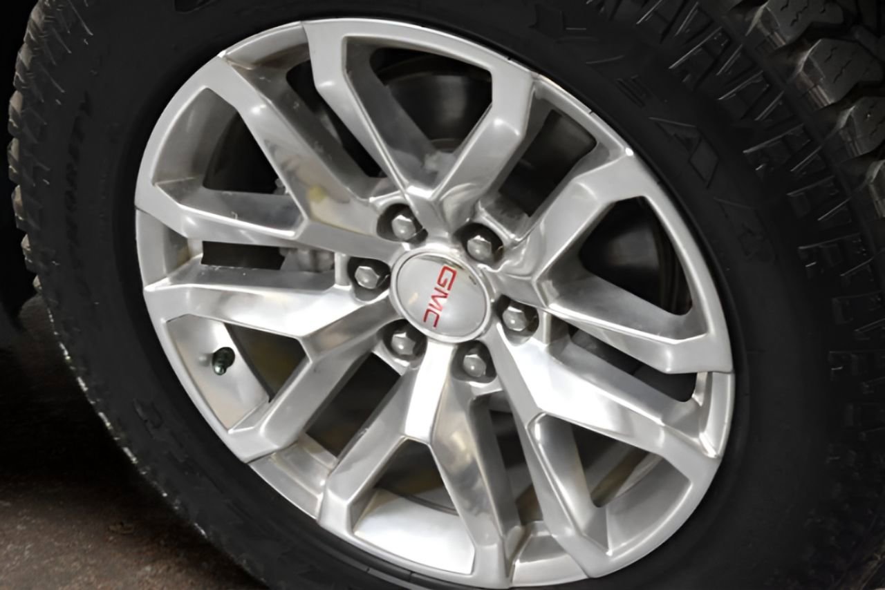 Used 2021 GMC Sierra 1500 SLT RWD image 6