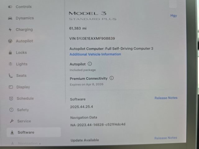 Used 2021 Tesla Model 3 Standard Range Plus image 22