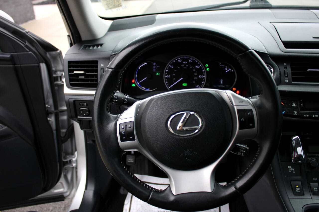 Used 2012 Lexus CT 200h Premium image 20