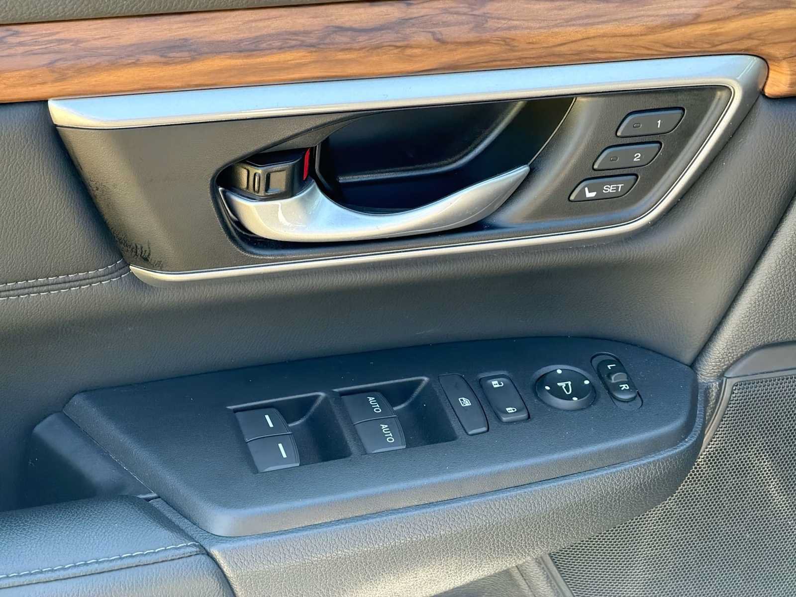 Used 2022 Honda CR-V EX-L image 14