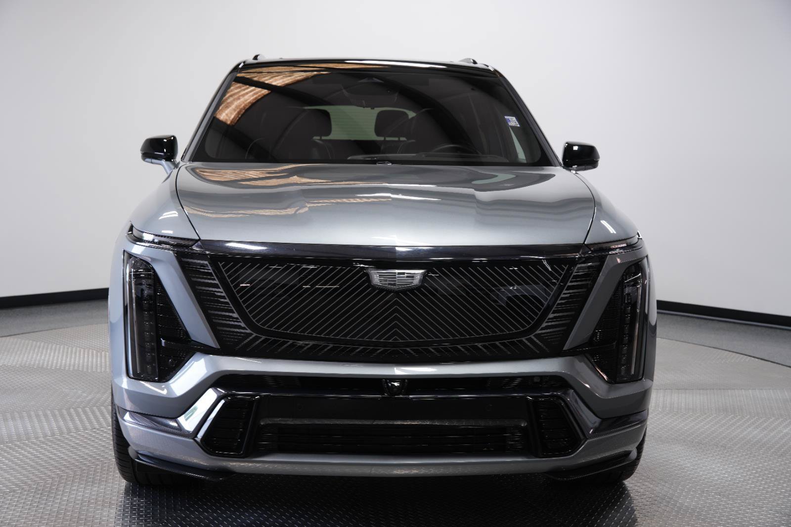 Used 2026 Cadillac Vistiq Platinum w/ LPO, Floor Liner Package AWD/4WD image 2