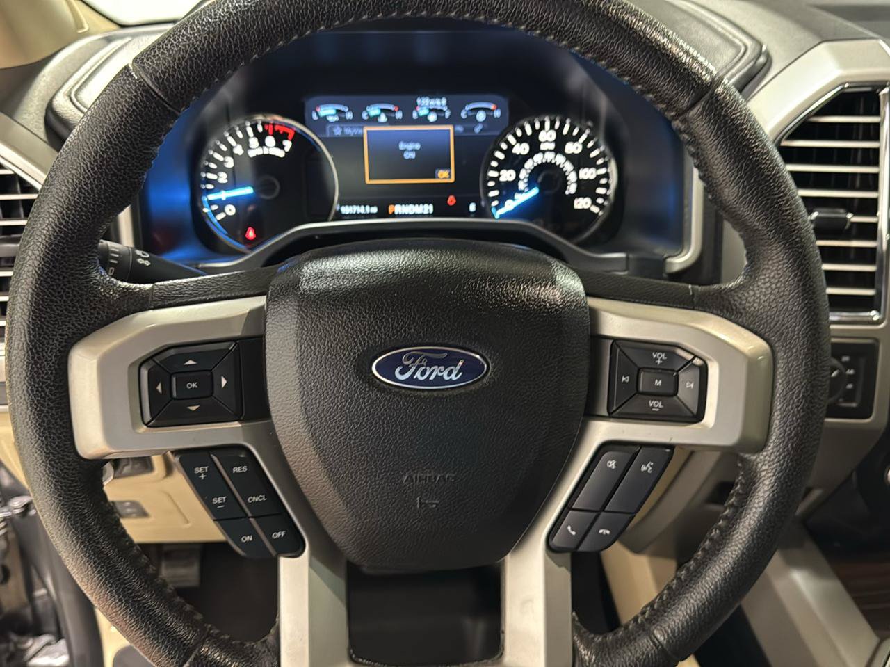 Used 2015 Ford F150 Lariat AWD/4WD image 23