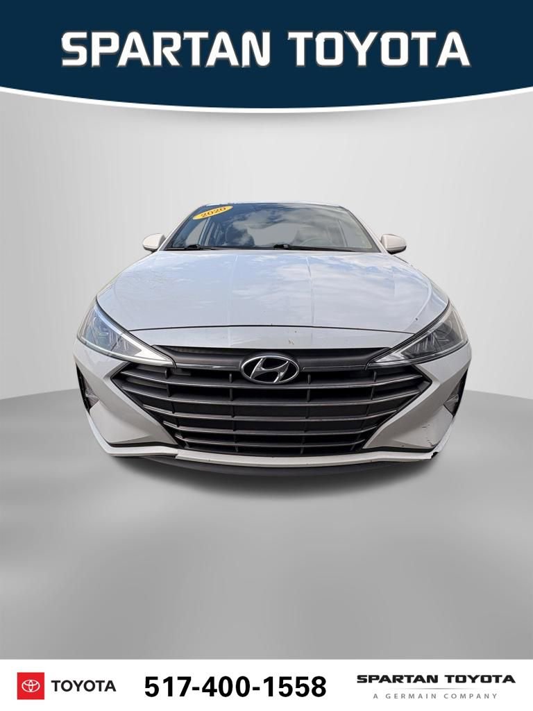 Used 2020 Hyundai Elantra SE FWD image 12