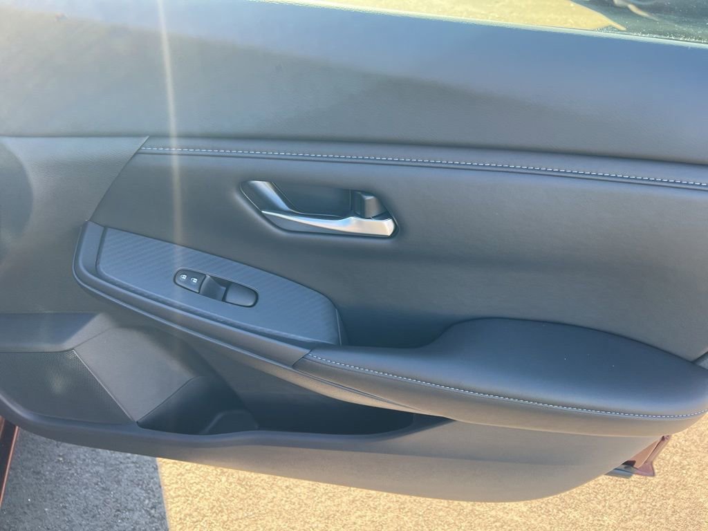 Certified 2024 Nissan Sentra SV image 22