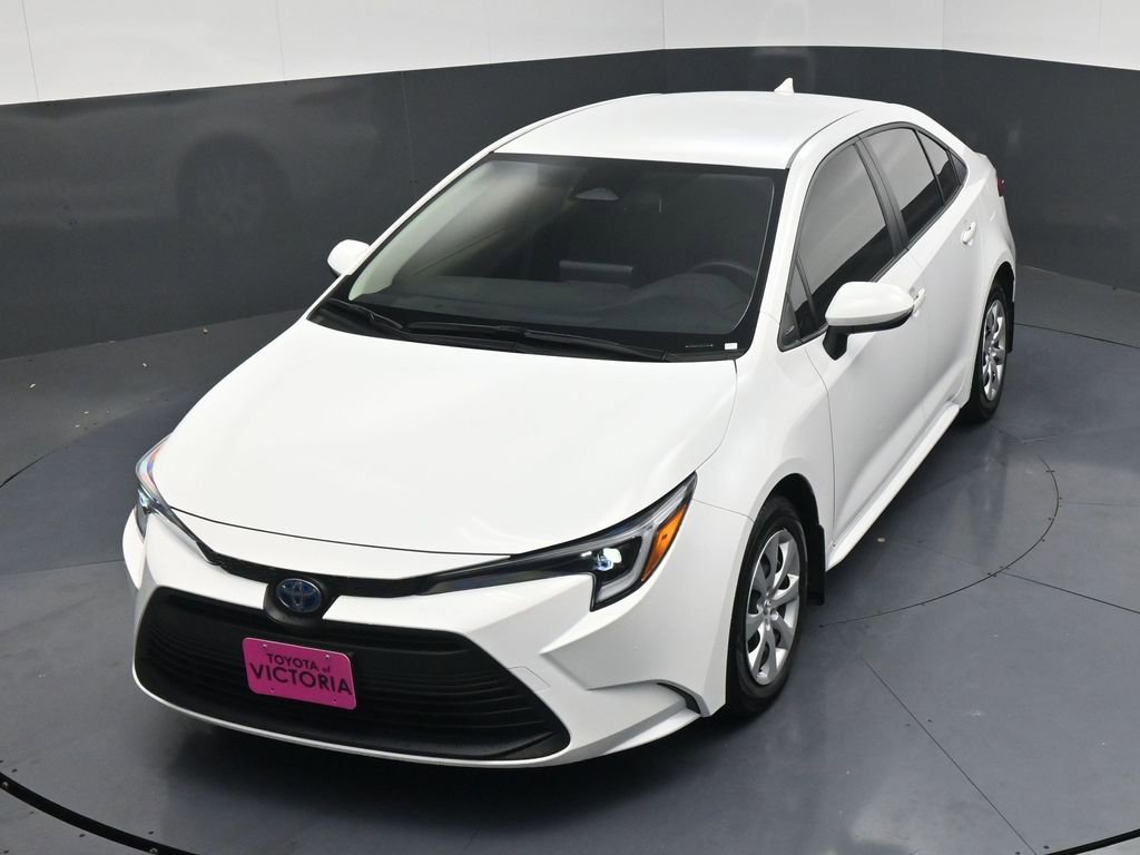 Used 2025 Toyota Corolla LE image 15