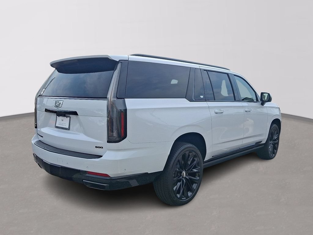 New 2026 Cadillac Escalade ESV Platinum Sport w/ LPO, ONYX Package AWD/4WD image 4