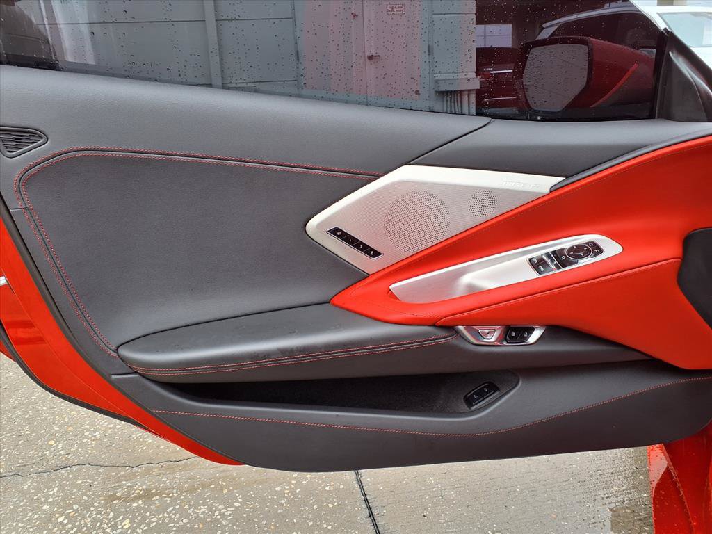 Used 2020 Chevrolet Corvette Stingray Preferred Cpe w/ 2LT Preferred Equipment Group RWD image 17