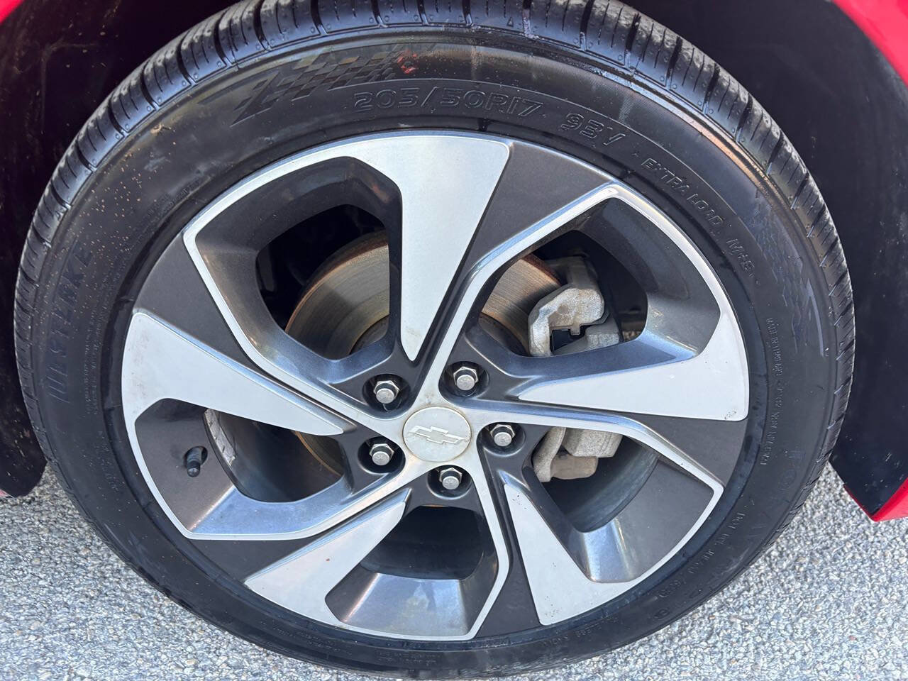 Used 2020 Chevrolet Sonic Premier FWD image 21