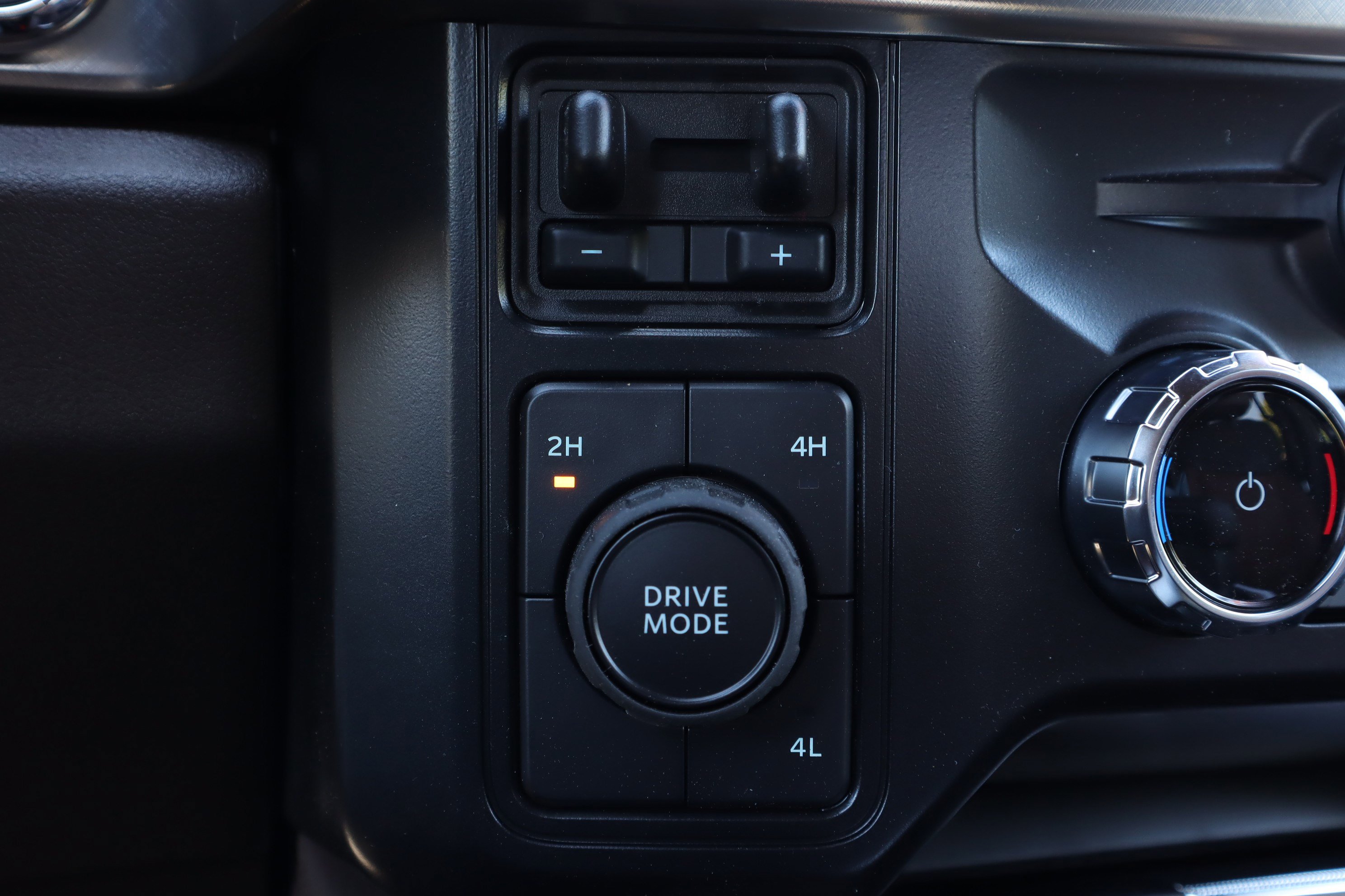 Used 2026 Ford F450 King Ranch w/ Chrome Package image 25