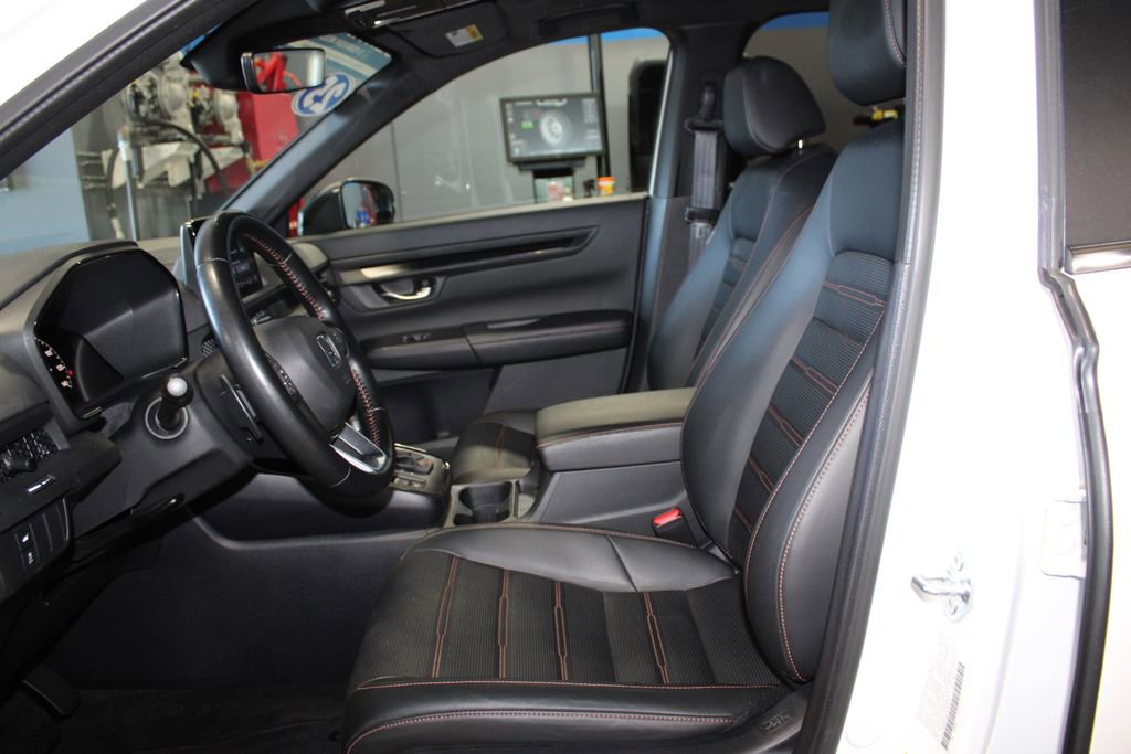 Used 2025 Honda CR-V Sport-L image 11