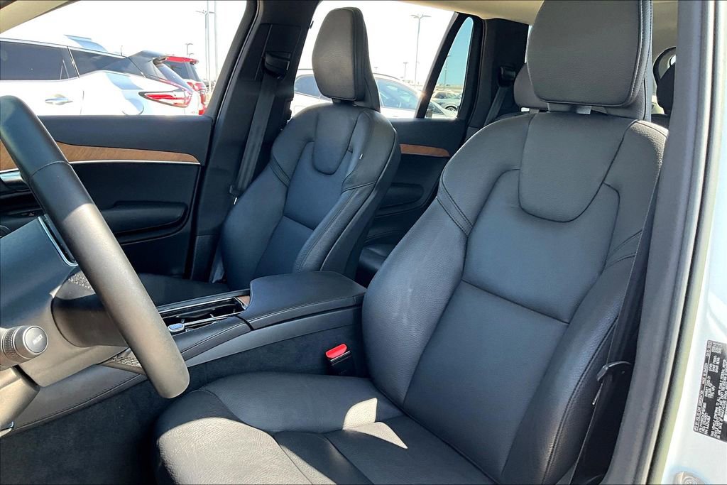 Certified 2023 Volvo XC90 T8 Plus w/ Protection Package Premier image 32