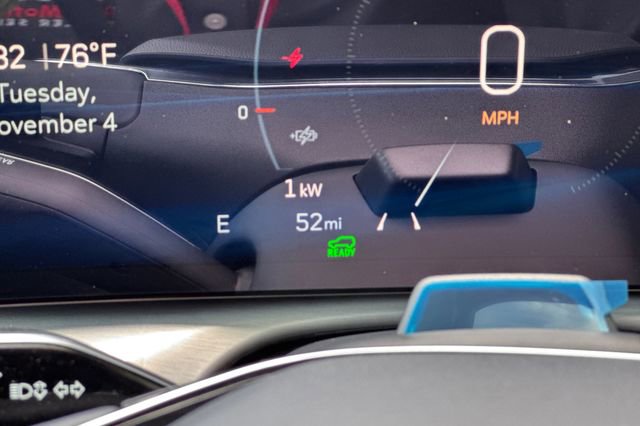 New 2026 Cadillac Vistiq Luxury w/ LPO, Floor Liner Package image 28