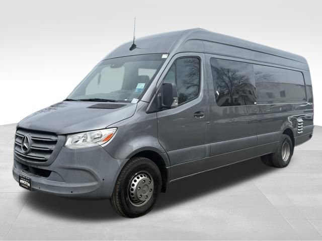 Used 2022 Mercedes-Benz Sprinter 4500 w/ Parking Package image 3