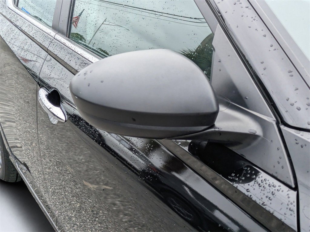 Used 2024 Nissan Altima 2.5 SV image 10