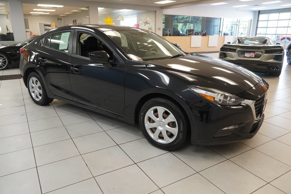 Used 2017 MAZDA MAZDA3 Sport FWD image 13