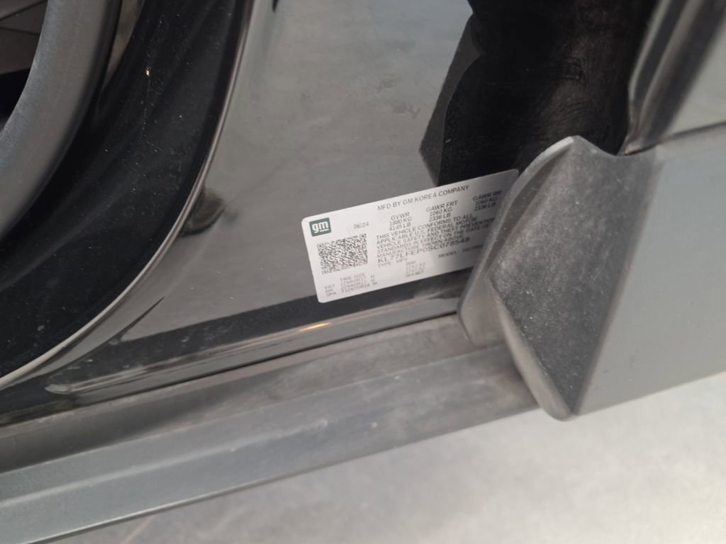 Used 2025 Chevrolet Trax LS w/ LS Convenience Package FWD image 35