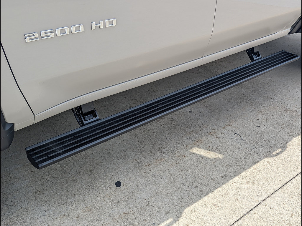New 2026 Chevrolet Silverado 2500 ZR2 AWD/4WD image 12