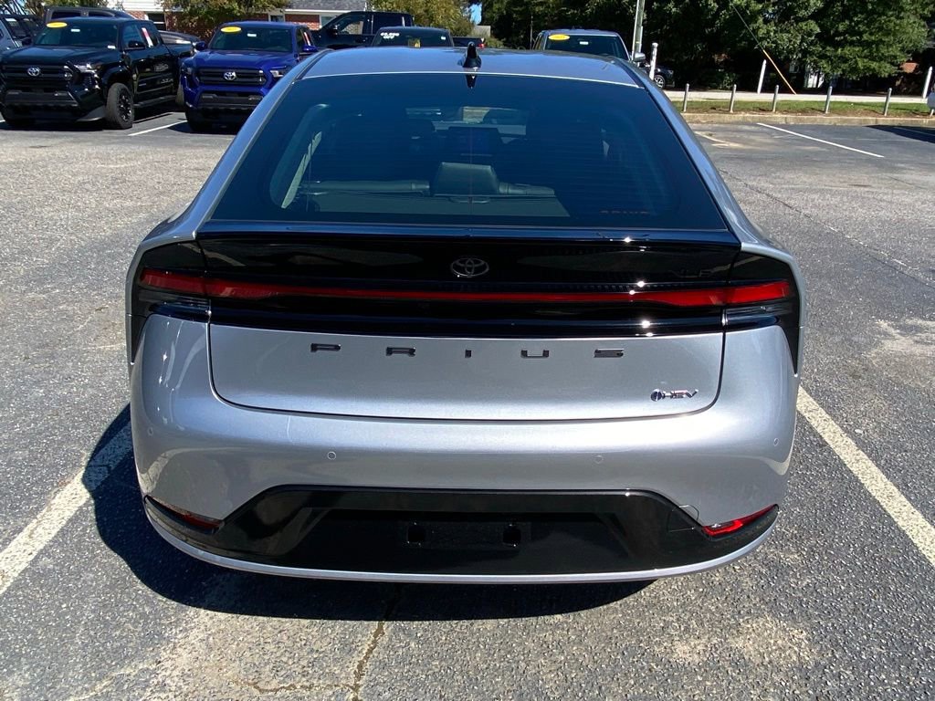 New 2026 Toyota Prius XLE image 11