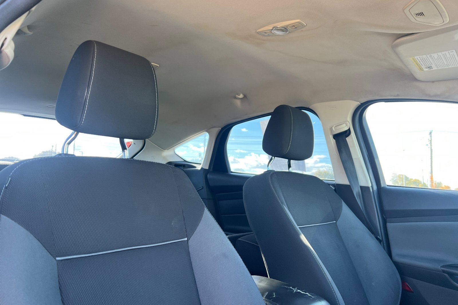 Used 2012 Ford Focus SE image 14