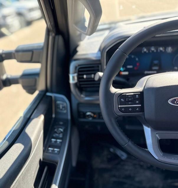 New 2026 Ford F350 Lariat w/ Lariat Ultimate Package image 18