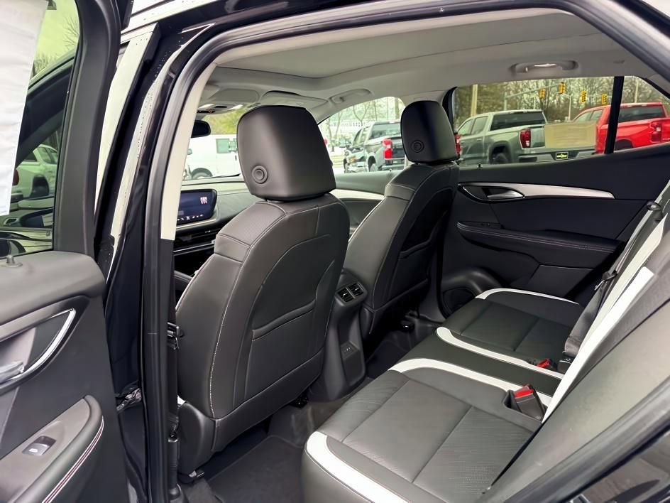 New 2026 Buick Envision Sport Touring image 10
