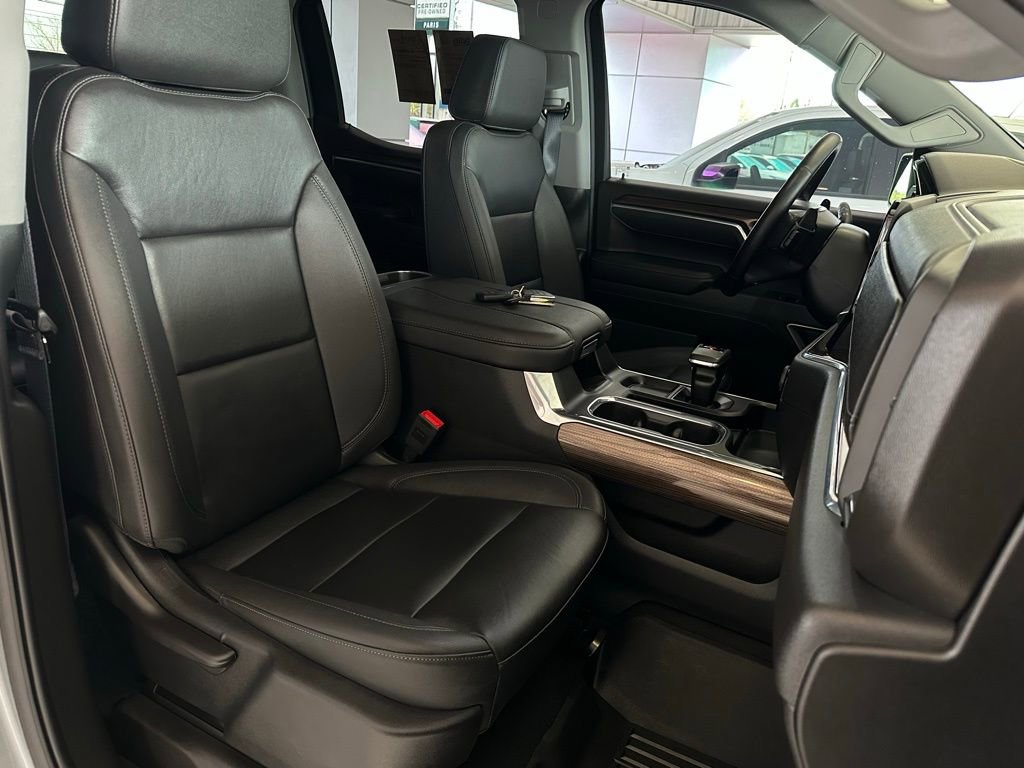 Used 2025 Chevrolet Silverado 1500 RST w/ RST All Star Premium Package image 17