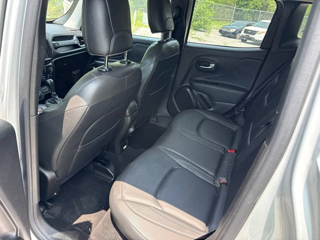 Used 2021 Jeep Renegade Limited w/ Trailer Tow Group AWD/4WD image 11