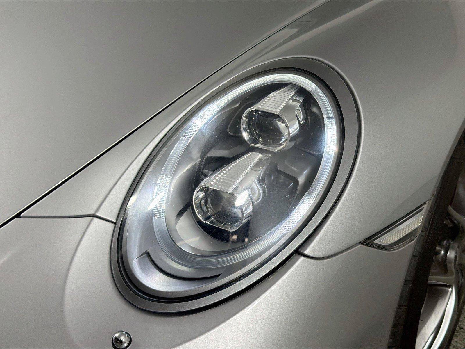 Used 2015 Porsche 911 Turbo AWD/4WD image 15