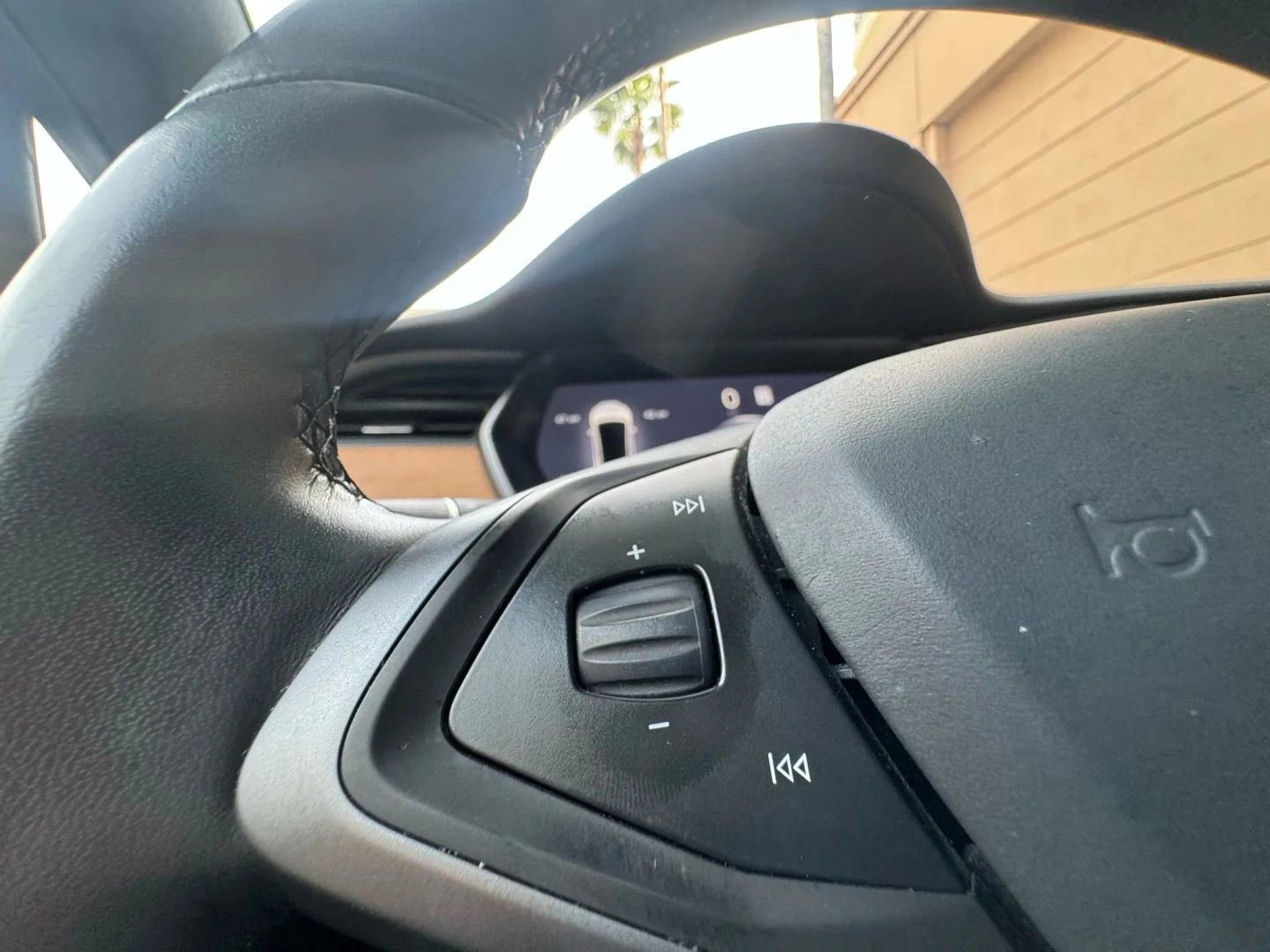 Used 2020 Tesla Model X Long Range AWD/4WD image 28