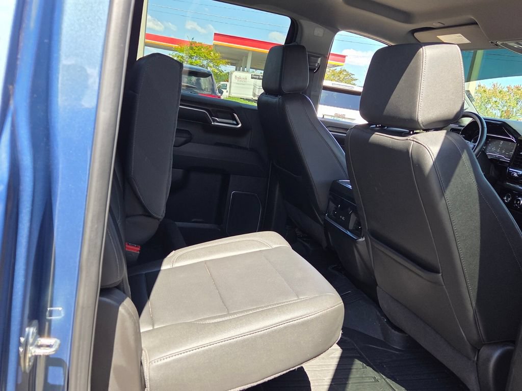 Used 2024 GMC Sierra 1500 SLT w/ SLT Premium Package AWD/4WD image 13
