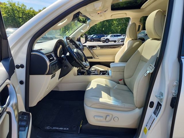 Used 2021 Lexus GX 460 Premium w/ Premium Package AWD/4WD image 17