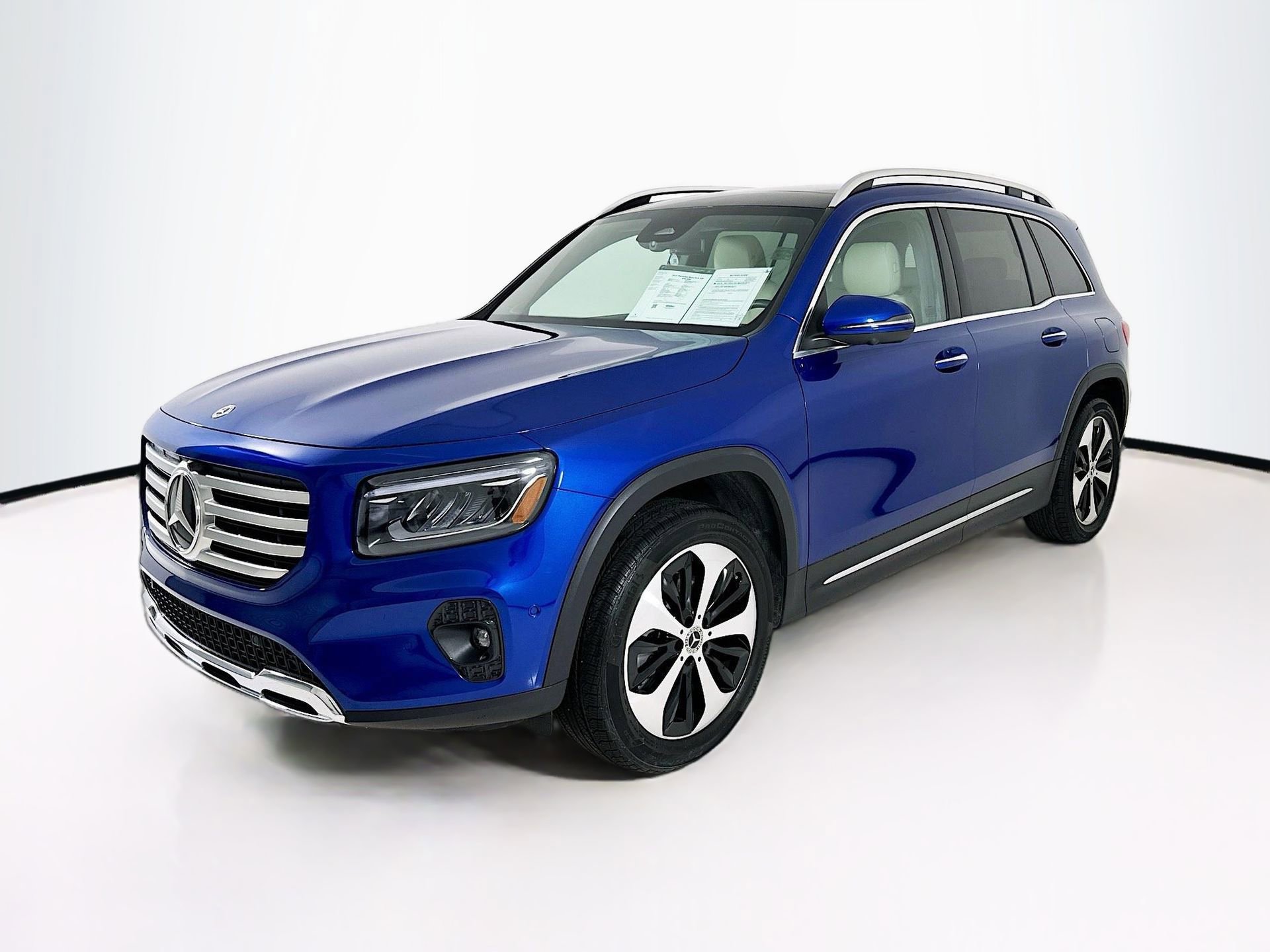 Certified 2025 Mercedes-Benz GLB 250 GLB 250 image 3
