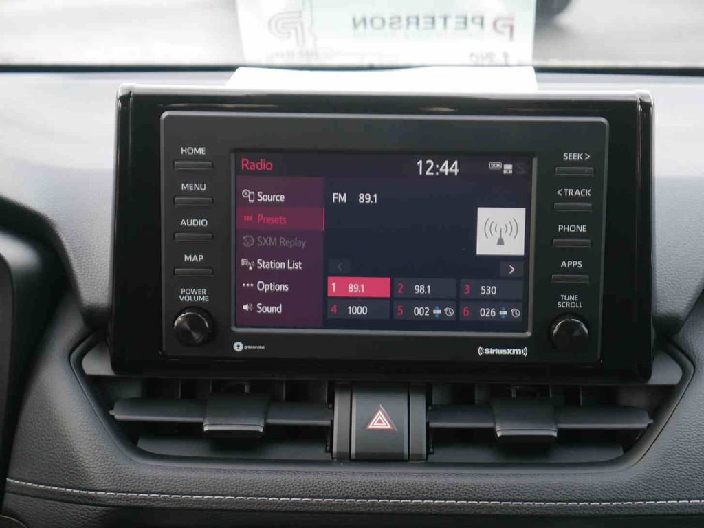 Used 2022 Toyota RAV4 LE image 6