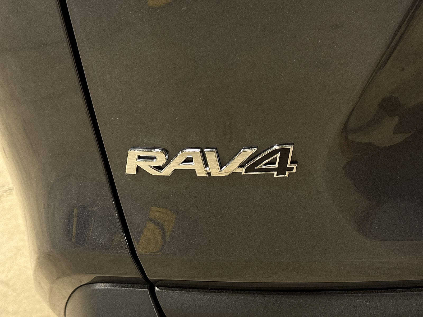 Certified 2025 Toyota RAV4 XLE AWD/4WD image 25