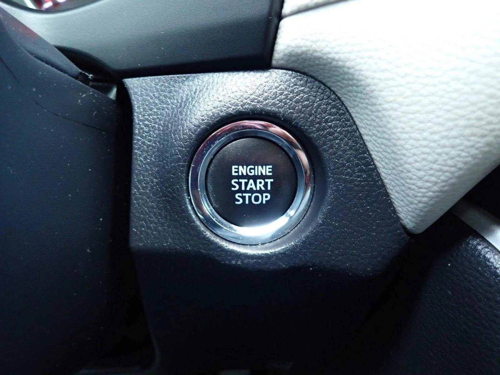 Certified 2021 Toyota RAV4 XLE Premium AWD/4WD image 27