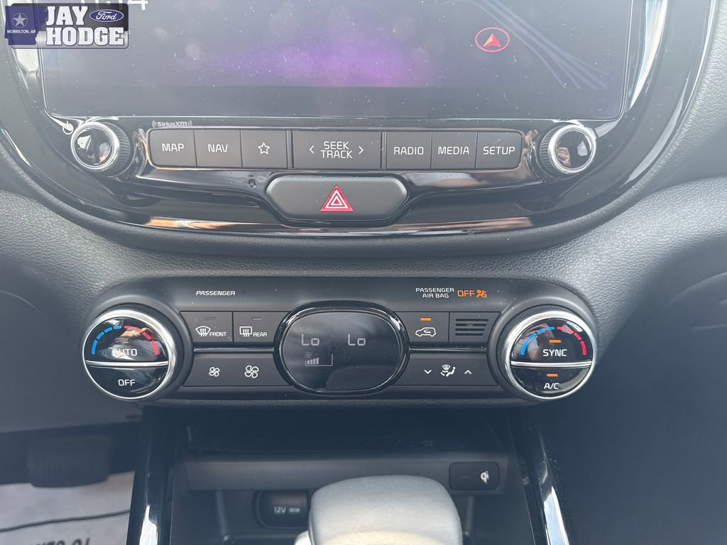 Used 2025 Kia Soul EX FWD image 14